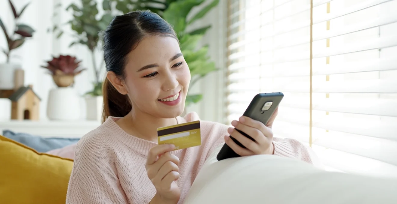 societe-generale-carte-mineur-quels-services-des-le-plus-jeune-age